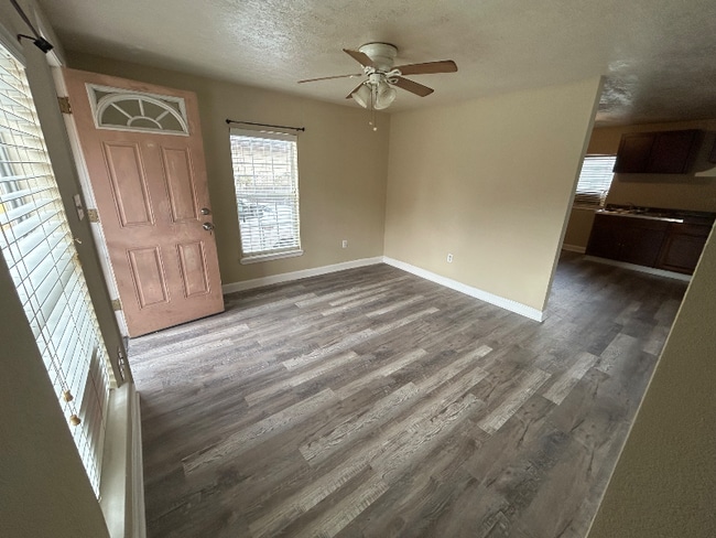 Photo - 7625 1/2 Sherman St