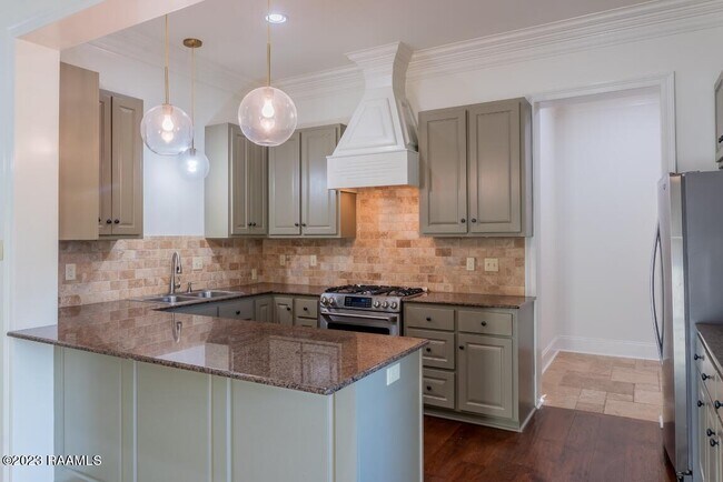 Photo - 95 Woods Crossing Unidad 201