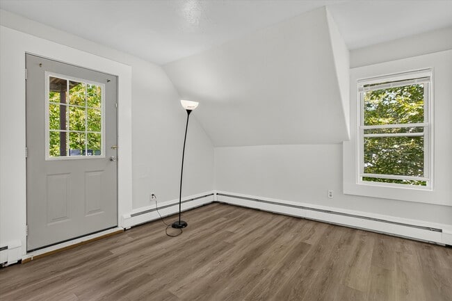 Photo - 139 Greenwood St Unit 3