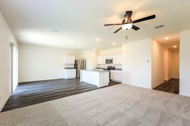 Photo - 5539 Bluebell Mdw