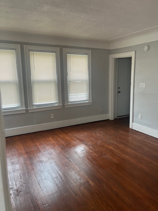 Photo - 11327 Littlefield St