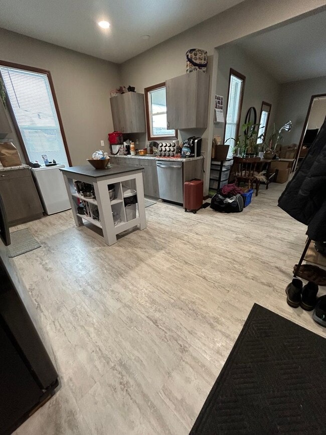 Photo - 1344 Charles St Unit 1342