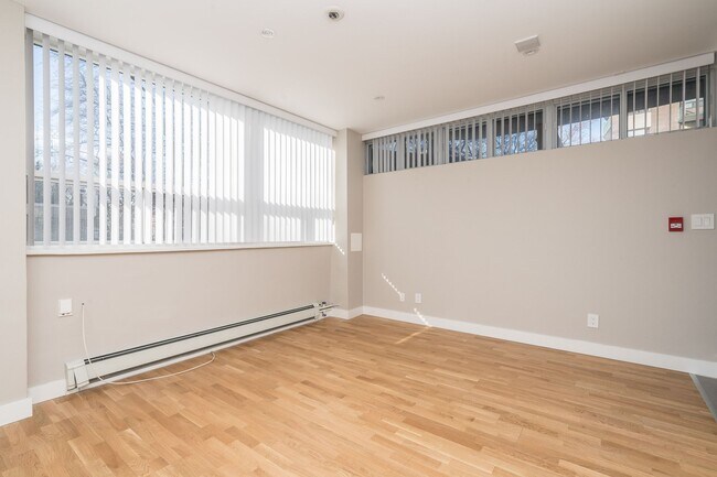 Photo - 190 Jameson Ave Unit 102