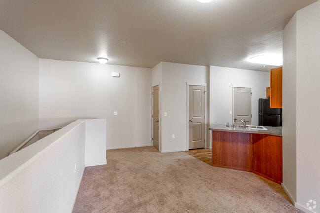 1BR, 1BA - 945 SF - Fairway Meadows