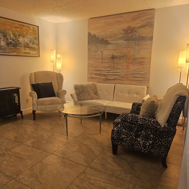 Building Photo - 1071 Yarmouth D Unit Century Village Rental
