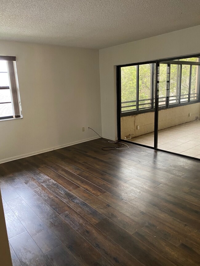 Photo - 11943 NW 11th St Unit 11943