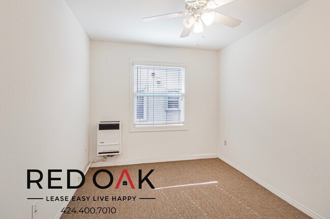 Photo - Serene Bachelor with Lovely Floors, Ceilin... Unidad 208