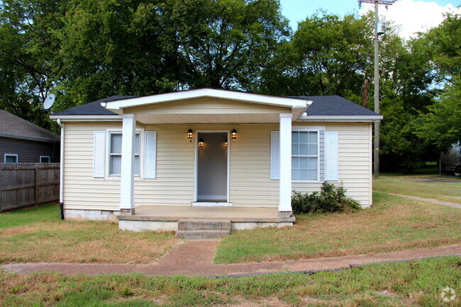 Building Photo - Renovated affordable place in East Nashvil... Rental