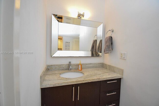 100 Lincoln Rd Unit 1507
