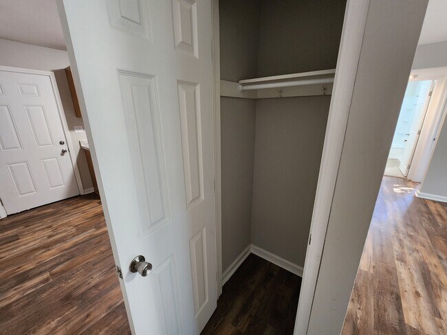 Photo - 924 Rarig Ave