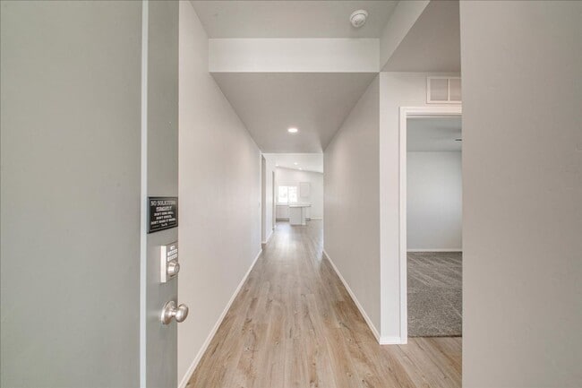 Photo - Fresh + Modern Single-Level Home in Caldwell