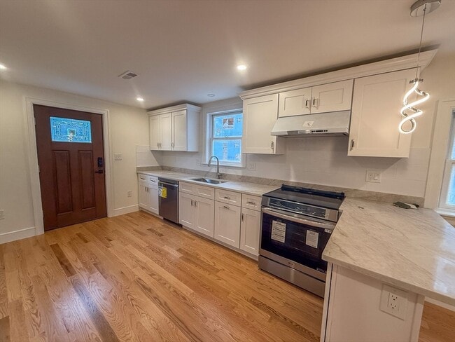 Photo - 405 North Ave