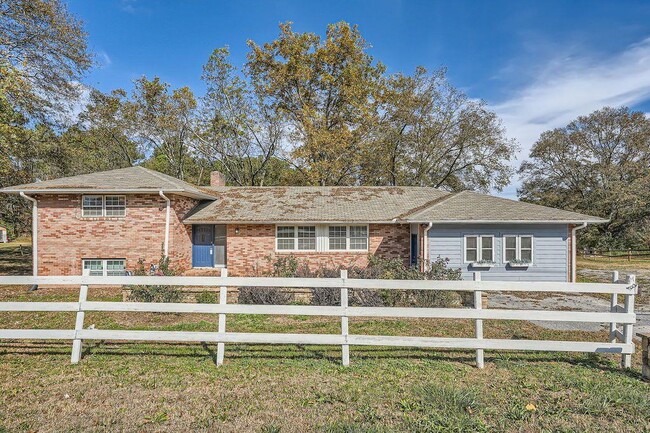 Photo - 3016 Loganville Hwy SW House