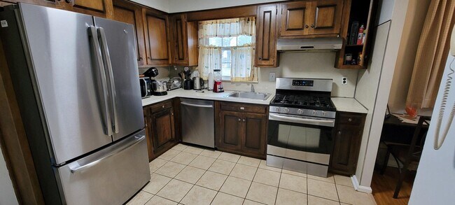 Photo - 117 N Brookfield Rd