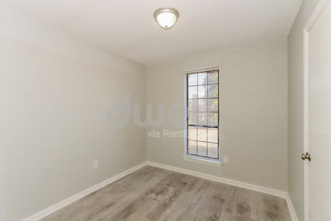 Photo - 2614 Andorra Dr