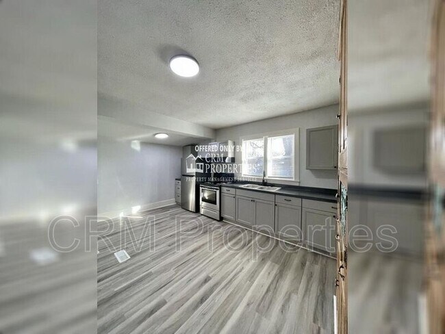 Photo - 1100 W Jefferson St