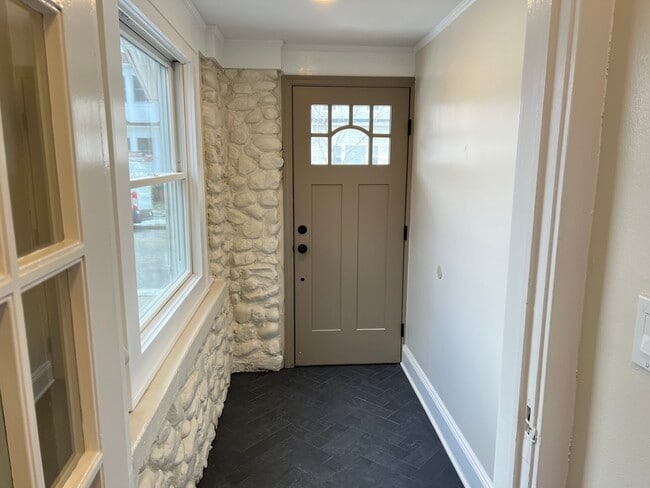 Photo - 324 2nd St Unit 2