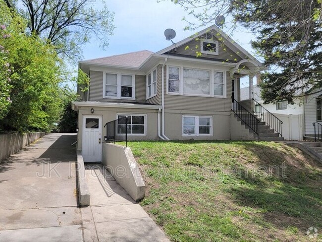 Building Photo - 2118 1st Ave N Unit #02 Rental