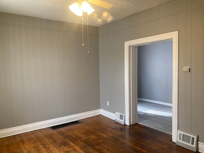 Photo - 1291 Purcell Ave