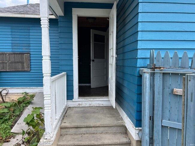 Photo - 1109 N Indiana Ave