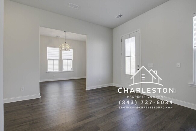 Photo - 169 Country Gate Ln