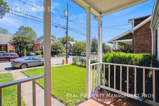 Photo - 716 N Fillmore St