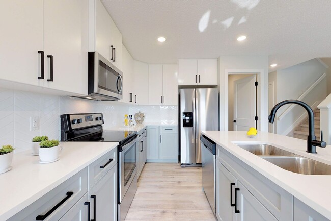 Photo - 7914-7174 174 Ave NW