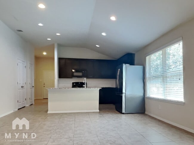 Photo - 20216 Boggy Ford Rd