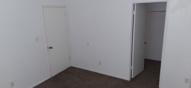 Photo - Special Offer: Reduced Security Deposit – ... Unit 140