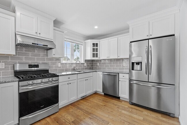 Photo - 27 Mill St