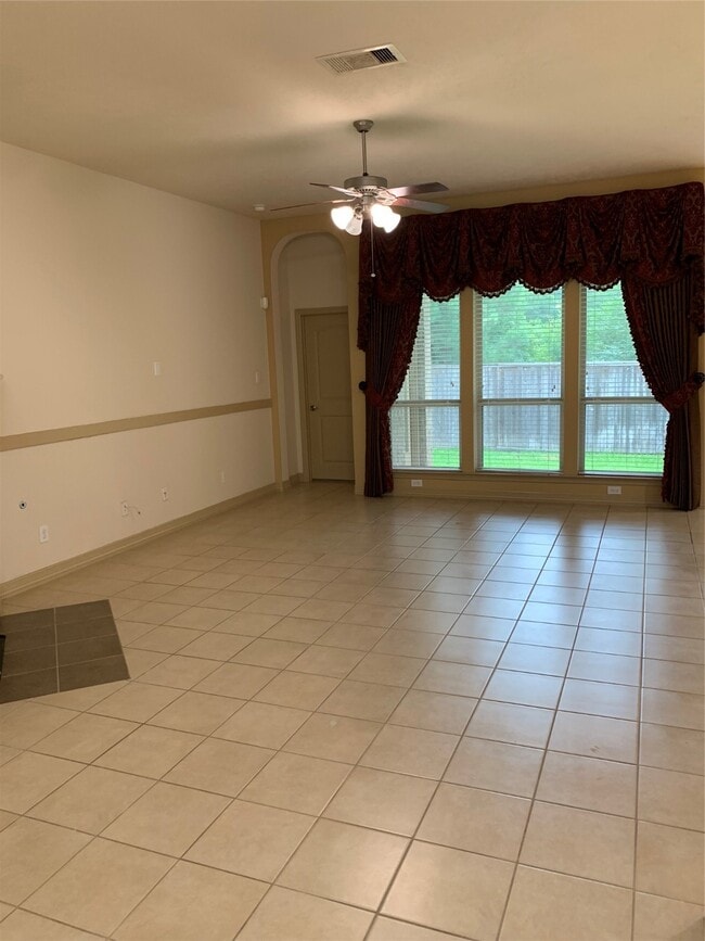 Photo - 254 Hearthshire Cir