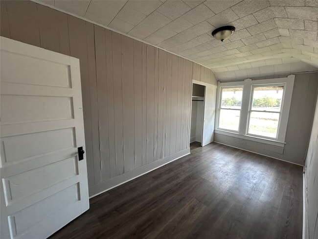 Photo - 931 9th Ave Unit 2