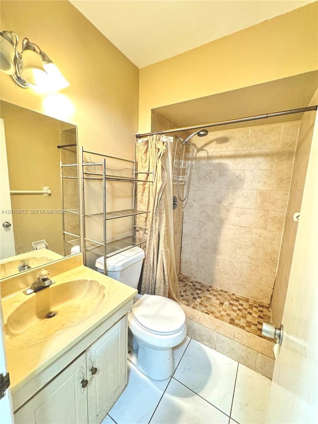 Photo - 2500 SW 81st Ave Unit 401