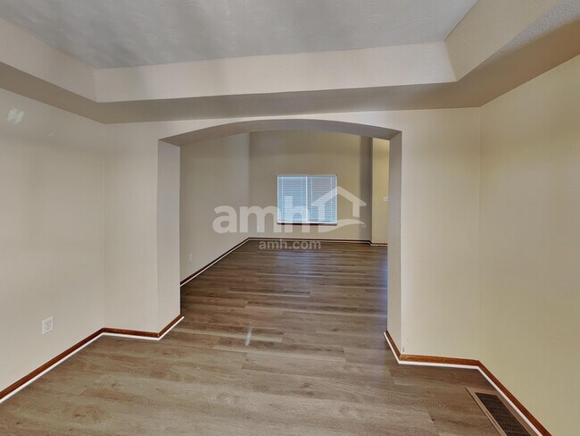 Photo - 11440 Moline St