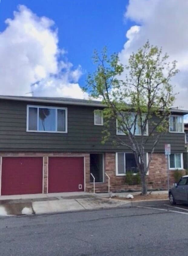 Photo - 1425 E 1st St (Long Beach, CA)
