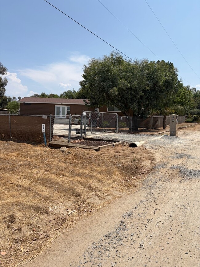 Photo - 31260 Saddleback Ln