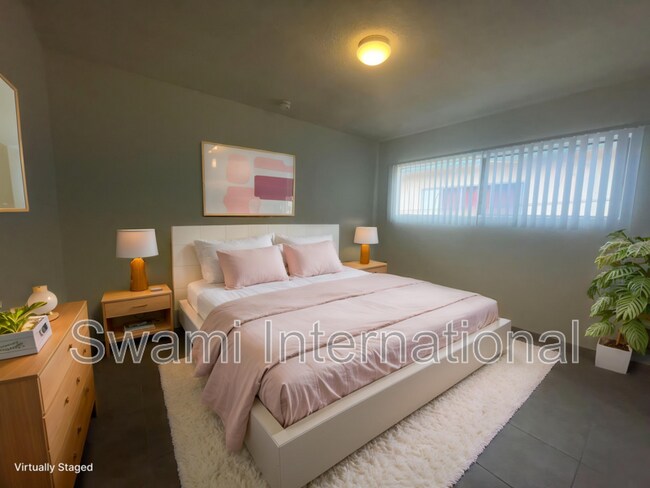 629 W 82nd St Unit 02