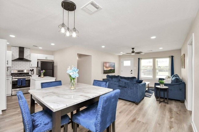 Photo - 5123 Dewberry St