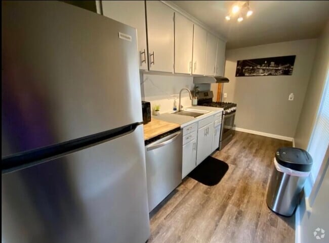 Building Photo - 30 Park Plz Rental