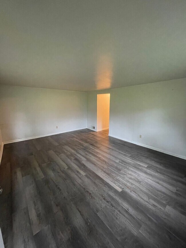 411-413-415 Spruce St