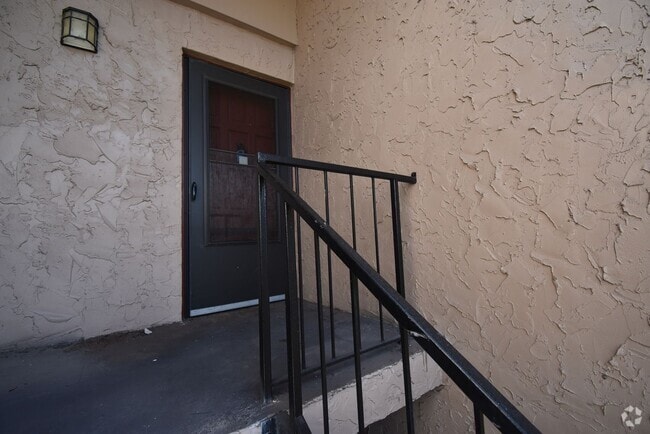 Building Photo - 2 Bed/2 Bath, 2nd Floor Condo at Marbeya C...