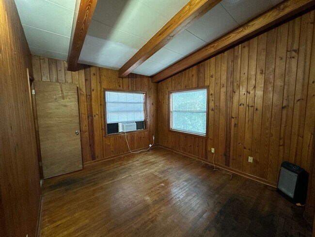 Photo - LAFAYETTE PARK PET FRIENDLY 1BR Unit B