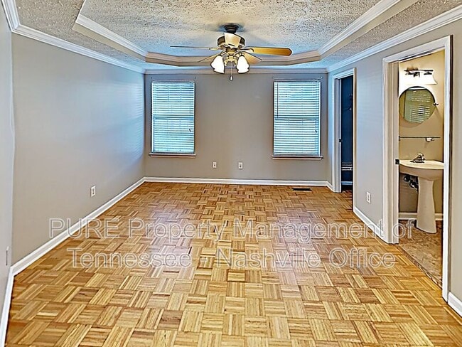 Photo - 656 Granwood Blvd