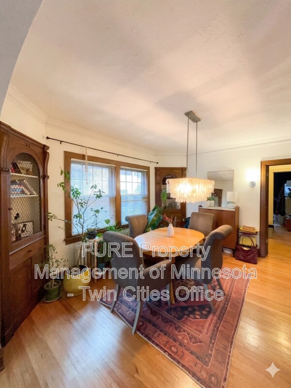 Photo - 4908 Chicago Ave Unidad 1