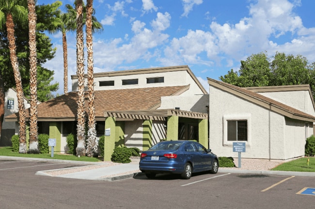 The Summit Apartments