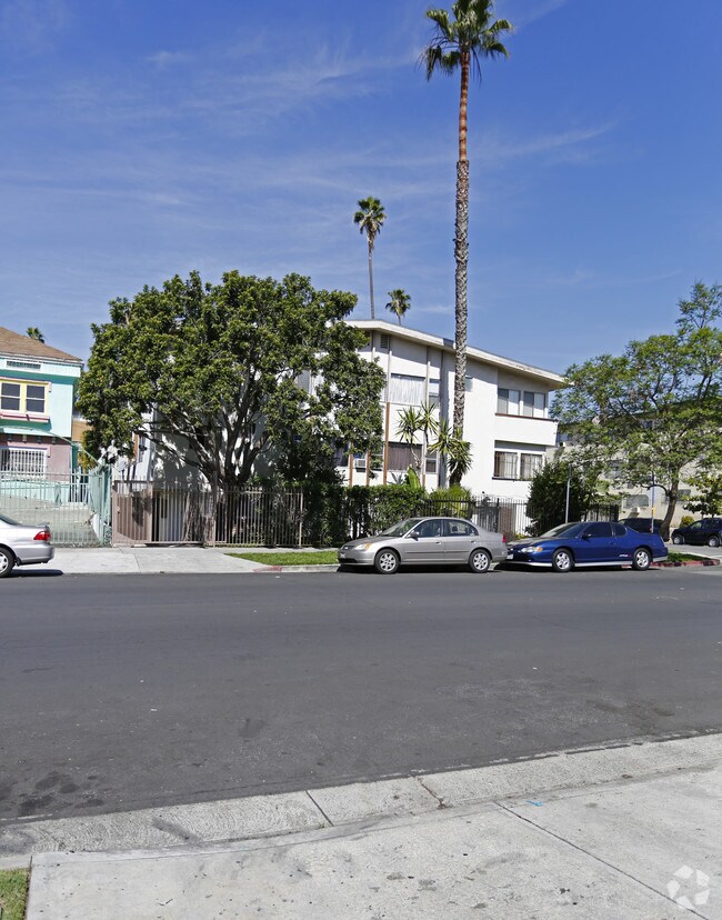 740 S. St. Andrews Pl.