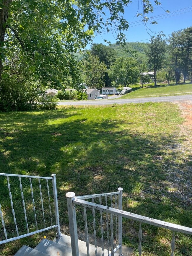 Photo - 2 BR 1 BA House in Buchanan VA