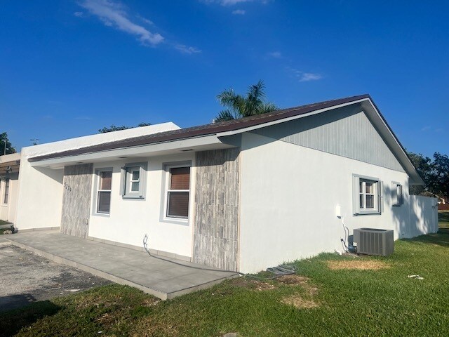 Building Photo - 5229 SW 140th Pl Rental