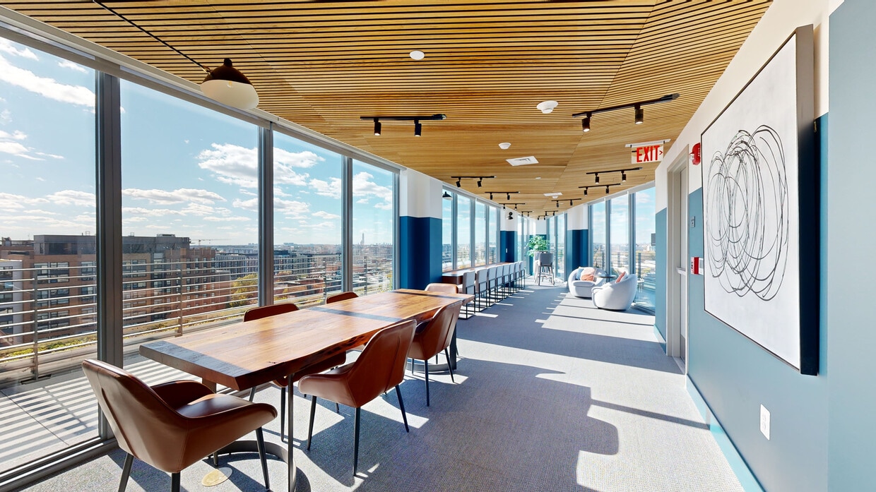 Photo - Pinnacle Apartments