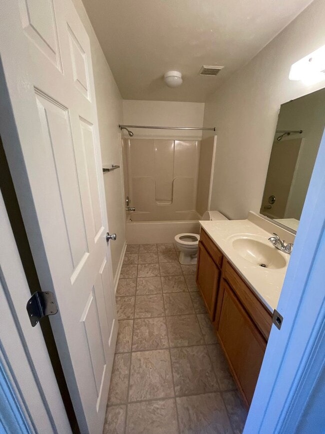 Photo - 4 Bedroom 2 Bathroom 2nd Floor Unidad 21